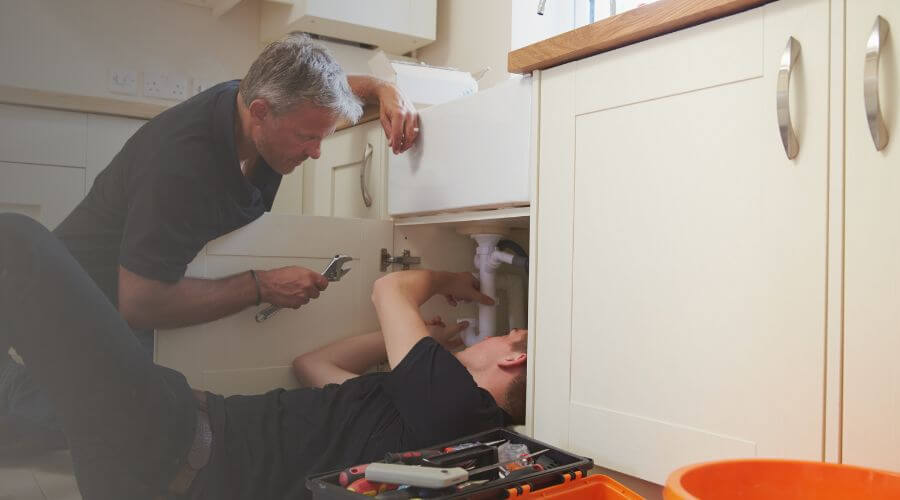 Professional burst pipe repair services in Indianola, IL
